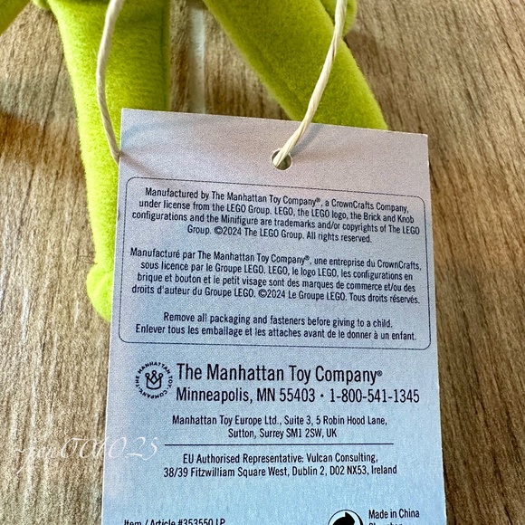 LEGO Slurpie Alien Plush Green  - LEGO x Target Plush Space Toy - Picture 13 of 13